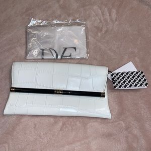 NWT & dust bag! White DVF clutch.
